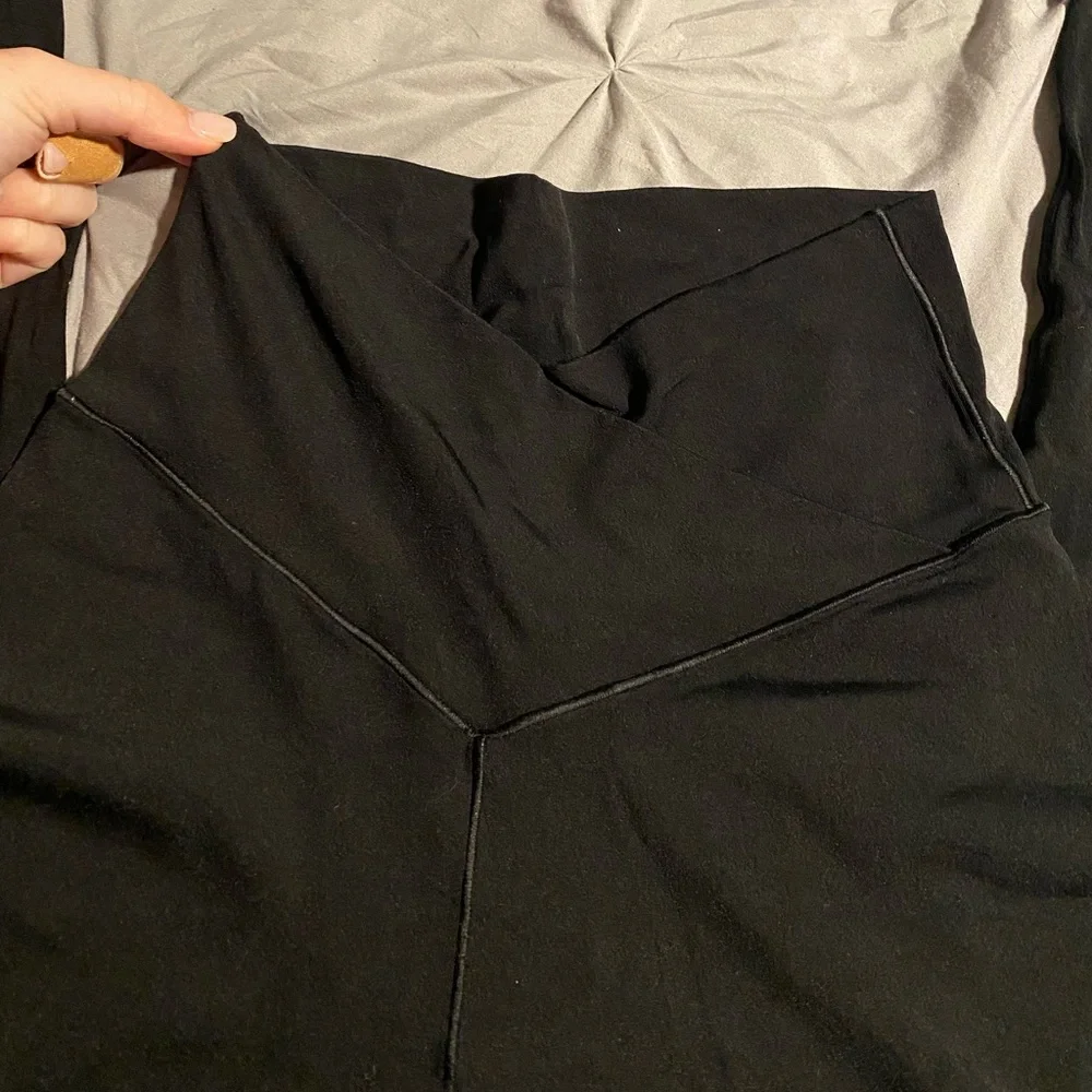 AE Offline Real Me High Waisted Crossover Legging - Picture 2 of 7